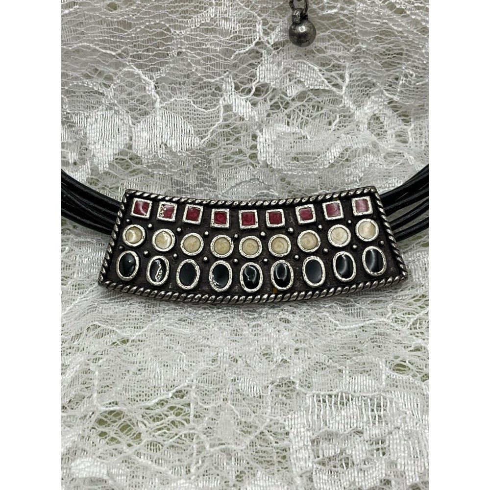 Chico's Resin Pendant Choker Necklace - Picture 3 of 11